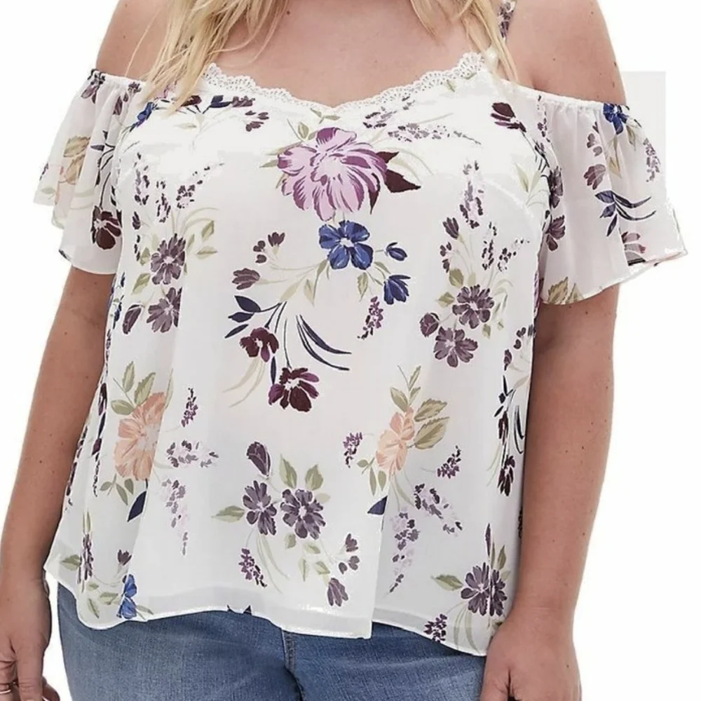 Torrid Floral Off-Shoulder Women's Top - Picture 2 of 14